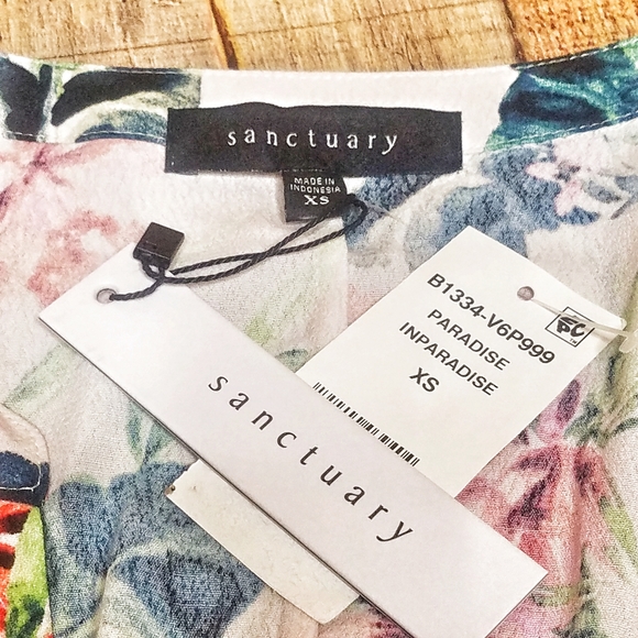 Sanctuary | Ruffle Craft Shell Top In Paradise - Picture 7 of 8